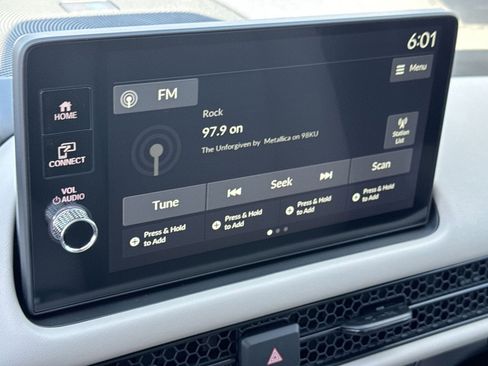 New 2026 Honda HR-V LX image 13