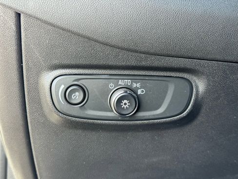 Used 2024 Chevrolet Equinox LS image 22