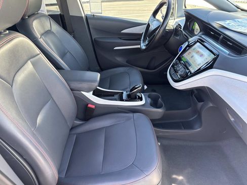 Used 2020 Chevrolet Bolt Premier w/ Infotainment Package image 26
