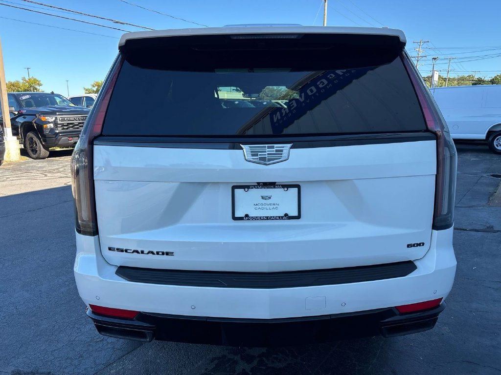 Used 2021 Cadillac Escalade Sport w/ LPO, ONYX Package AWD/4WD image 6