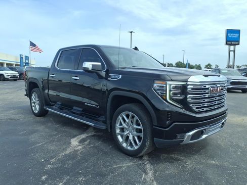 Used 2024 GMC Sierra 1500 Denali w/ Technology Package AWD/4WD image 7