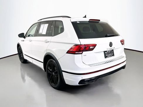 Used 2022 Volkswagen Tiguan SE R-Line image 5