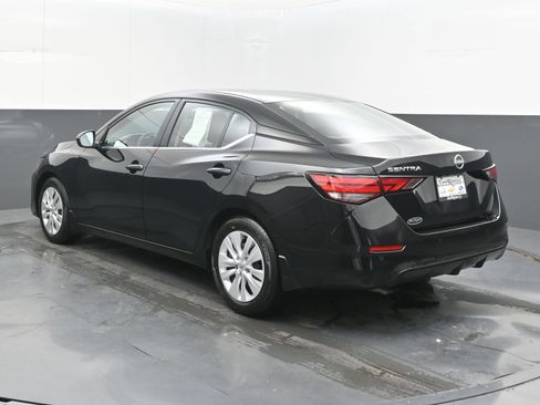 Certified 2025 Nissan Sentra S FWD image 6