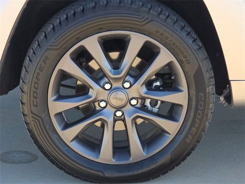 Used 2019 Jeep Grand Cherokee High Altitude image 9