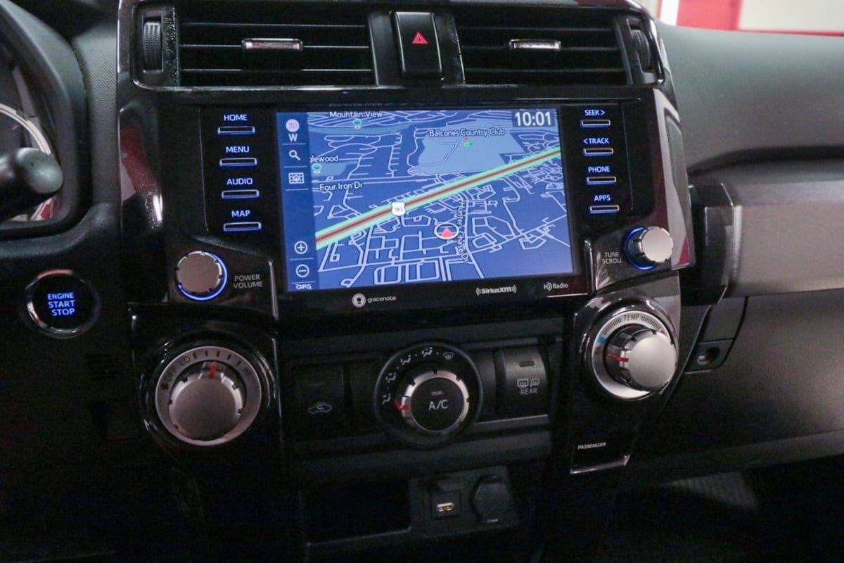 Used 2021 Toyota 4Runner Venture AWD/4WD image 27