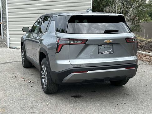 Certified 2026 Chevrolet Equinox LT w/ Convenience Package II FWD image 4