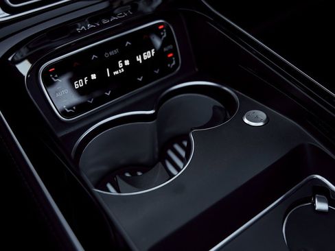 Used 2023 Mercedes-Benz Maybach S 680 4MATIC image 59