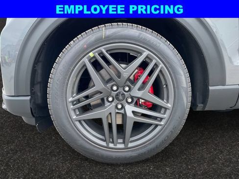 New 2026 Ford Explorer ST AWD/4WD image 14