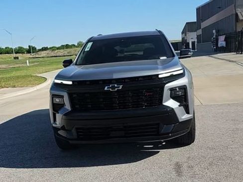 New 2026 Chevrolet Traverse RS FWD image 3
