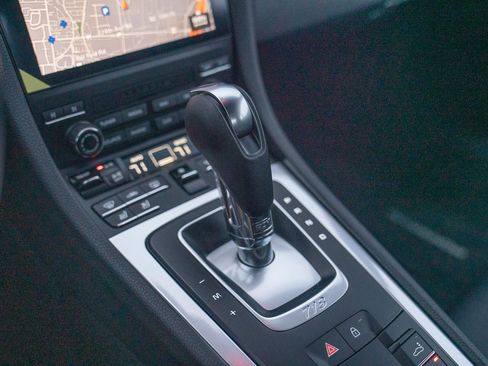 Used 2024 Porsche 718 Cayman image 23