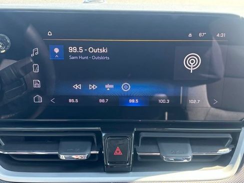 Certified 2024 Chevrolet TrailBlazer LT w/ LT Cold Weather Package AWD/4WD image 27
