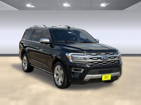Used 2023 Ford Expedition Platinum RWD image 7
