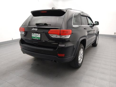 Used 2018 Jeep Grand Cherokee Laredo AWD/4WD image 7