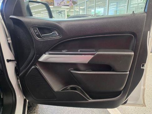 Used 2018 Chevrolet Colorado LT AWD/4WD image 27