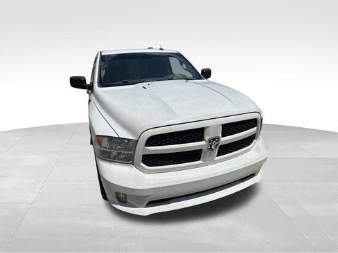 Used 2014 RAM 1500 Express AWD/4WD image 11
