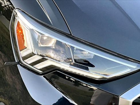 Used 2025 Audi Q3 2.0T Premium Plus w/ Premium Plus Package image 28