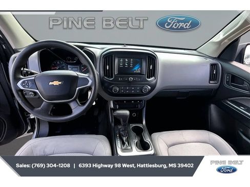 Used 2018 Chevrolet Colorado W/T w/ WT Convenience Package RWD image 14