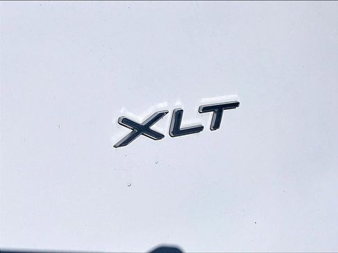 Used 2023 Ford Transit 350 XLT image 25