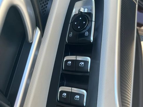 Used 2022 Kia Telluride S AWD/4WD image 29