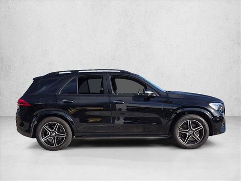 Used 2025 Mercedes-Benz GLE 350 4MATIC image 4