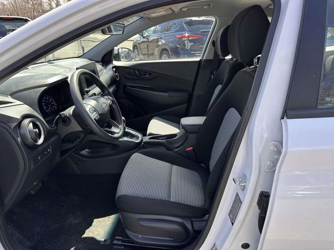 Used 2023 Hyundai Kona SE AWD/4WD image 11