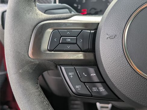 Used 2019 Ford Mustang Shelby GT350 w/ Technology Package image 22