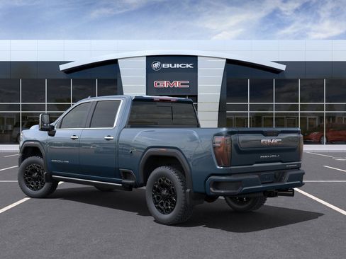New 2025 GMC Sierra 2500 Denali w/ Denali Reserve Package image 3