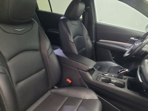 Used 2020 Cadillac XT4 Premium Luxury image 21
