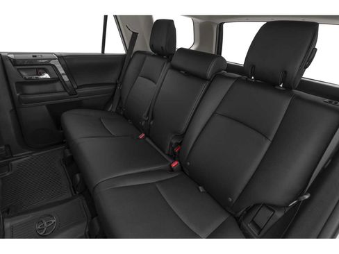 Used 2023 Toyota 4Runner TRD Off-Road Premium w/ Moonroof Package AWD/4WD image 9