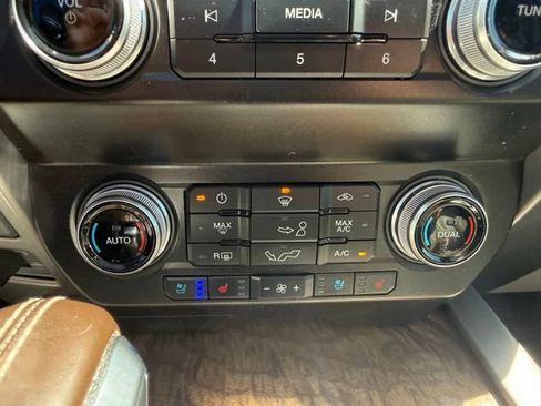 Used 2020 Ford F150 Limited w/ Trailer Tow Package AWD/4WD image 5