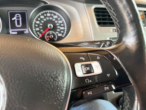 Used 2017 Volkswagen Golf SEL FWD image 27