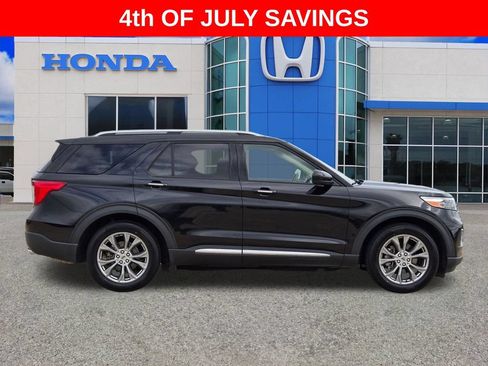 Used 2022 Ford Explorer Limited RWD image 2