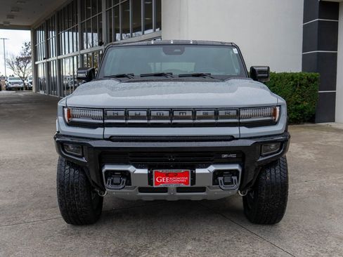 New 2026 GMC Hummer EV SUV image 2