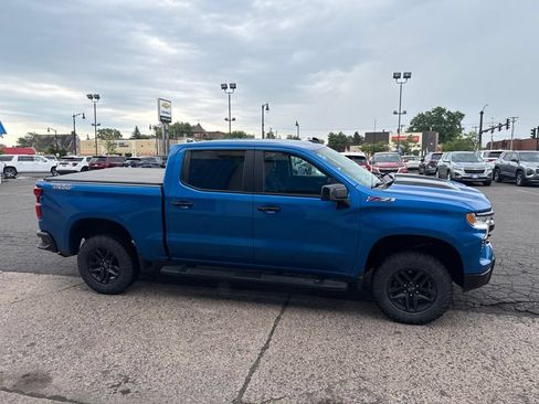 Used 2022 Chevrolet Silverado 1500 LT Trail Boss w/ Protection Package AWD/4WD image 9