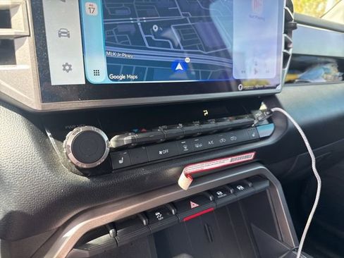 Used 2022 Toyota Tundra SR5 w/ SR5 Premium Package image 5