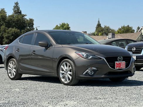 Used 2014 MAZDA MAZDA3 s Grand Touring w/ Technology Package FWD image 10