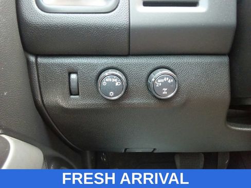 Used 2022 Chevrolet Colorado LT AWD/4WD image 30