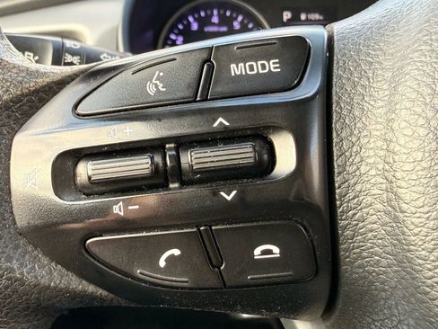 Used 2023 Kia Rio S w/ Technology Package image 19