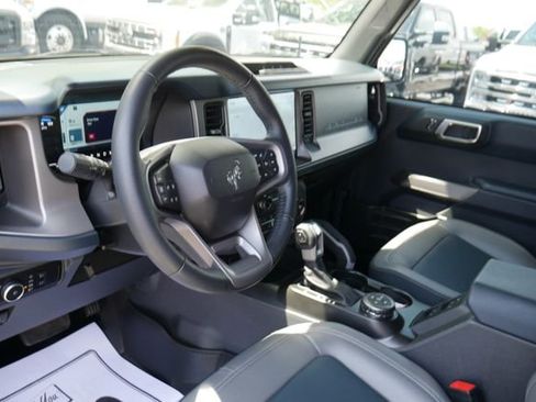 Used 2023 Ford Bronco Outer Banks AWD/4WD image 14