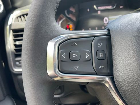 New 2026 RAM 2500 Laramie AWD/4WD image 16