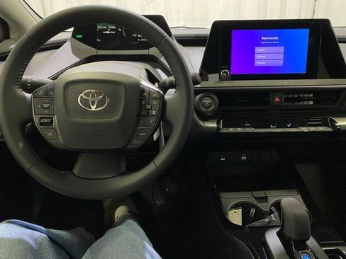 New 2026 Toyota Prius LE image 18