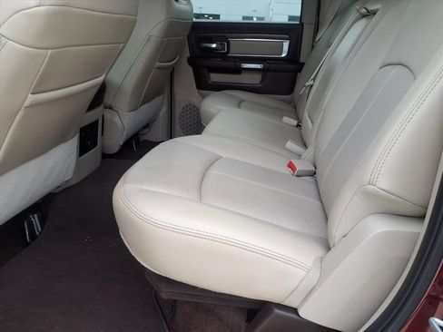 Used 2018 RAM 2500 Laramie image 10