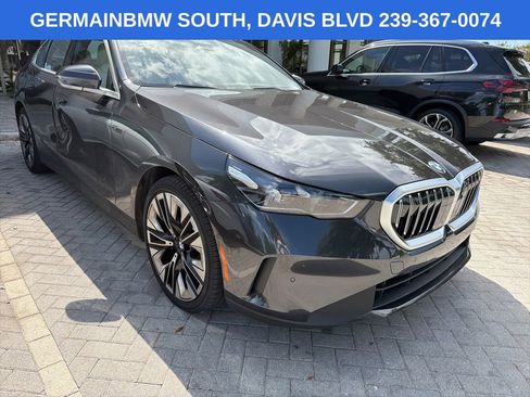 Used 2024 BMW 530i w/ Premium Package image 13