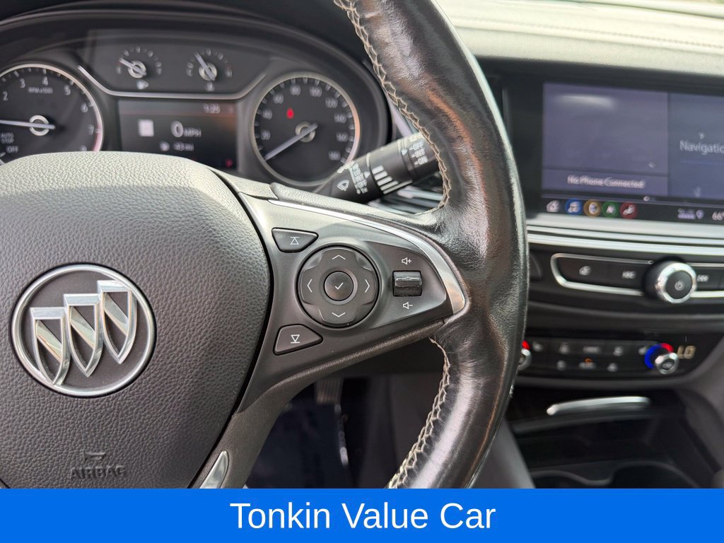 Used 2018 Buick Regal Essence w/ Driver Confidence Package #1 AWD/4WD image 19