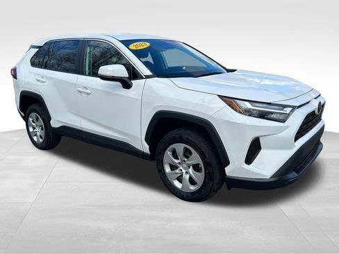 Used 2023 Toyota RAV4 LE image 7