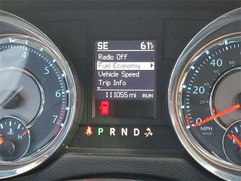 Used 2011 Chrysler Town & Country Touring image 12