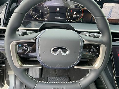 Certified 2026 INFINITI QX80 4WD image 15