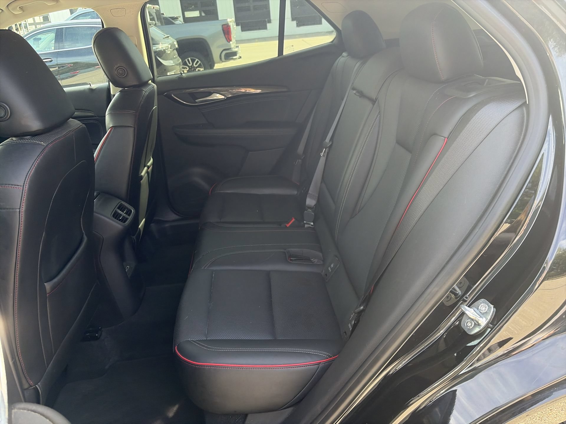 Used 2022 Buick Envision Essence w/ Sport Touring Package AWD/4WD image 27