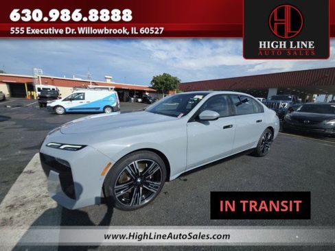 Used 2024 BMW i7 xDrive60 w/ Premium Package 2 AWD/4WD image 1