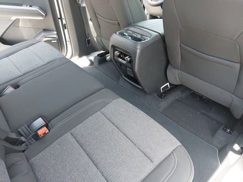 New 2025 GMC Acadia Elevation image 12